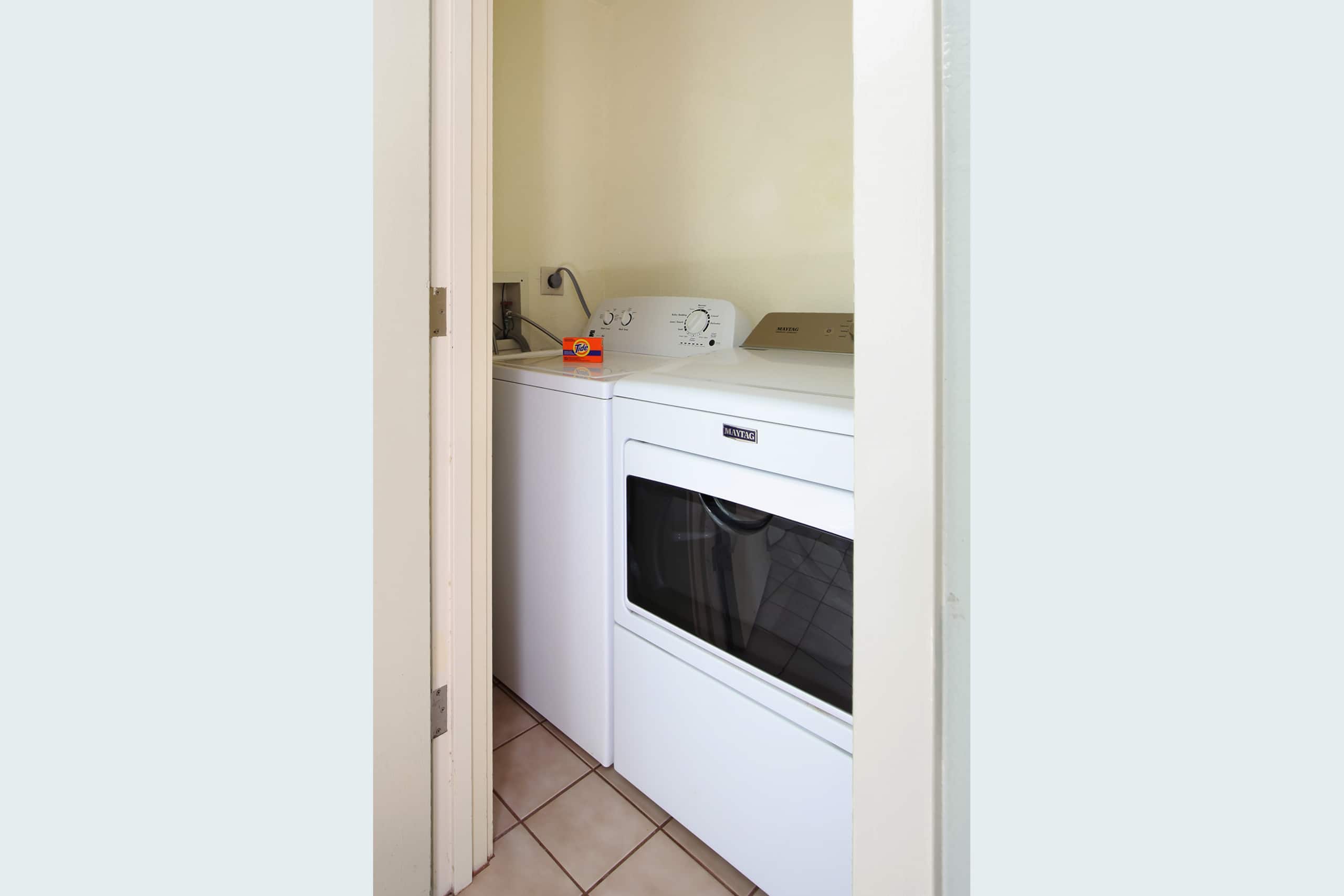 Condo in Koloa · ★4.98 · 2 bedrooms · 4 beds · 2 baths - Image 16
