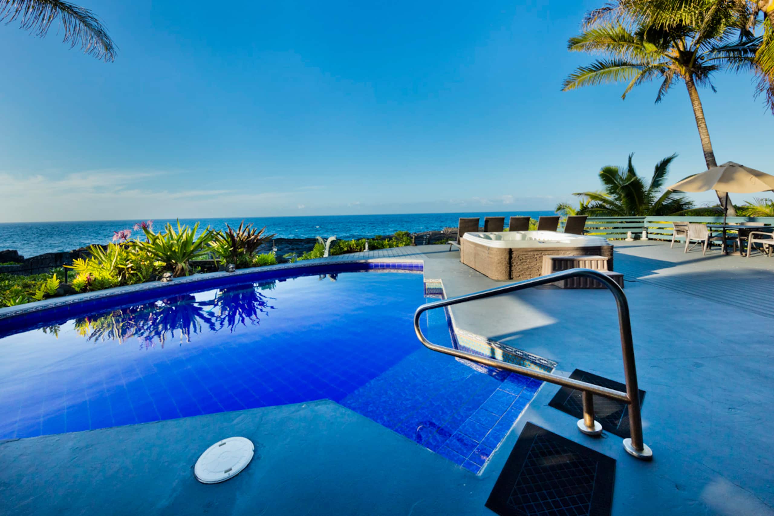 Home in Keaau · ★4.71 · 4 bedrooms · 4 beds · 5 baths - Image 43