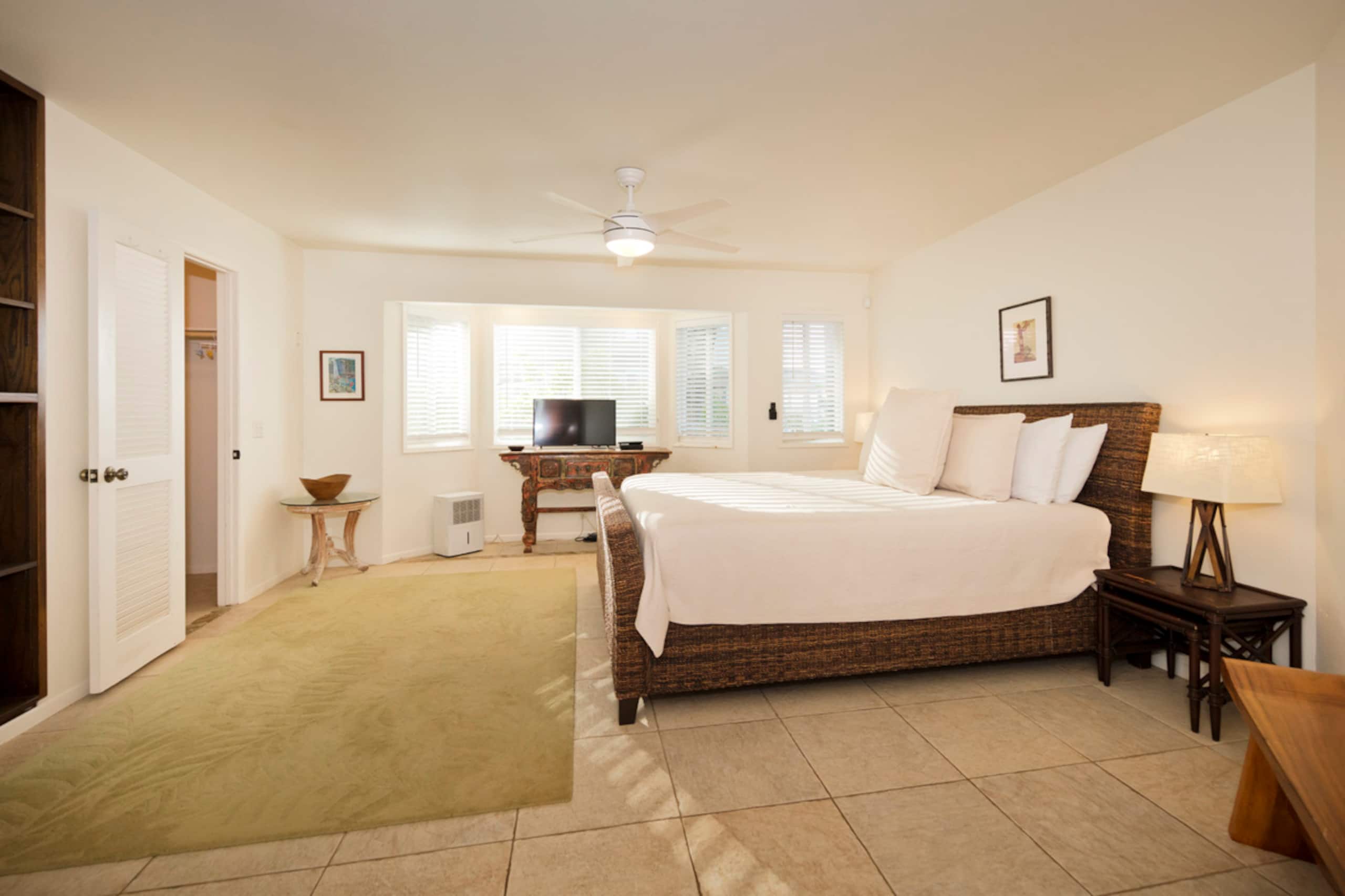 Home in Keaau · ★4.71 · 4 bedrooms · 4 beds · 5 baths - Image 15