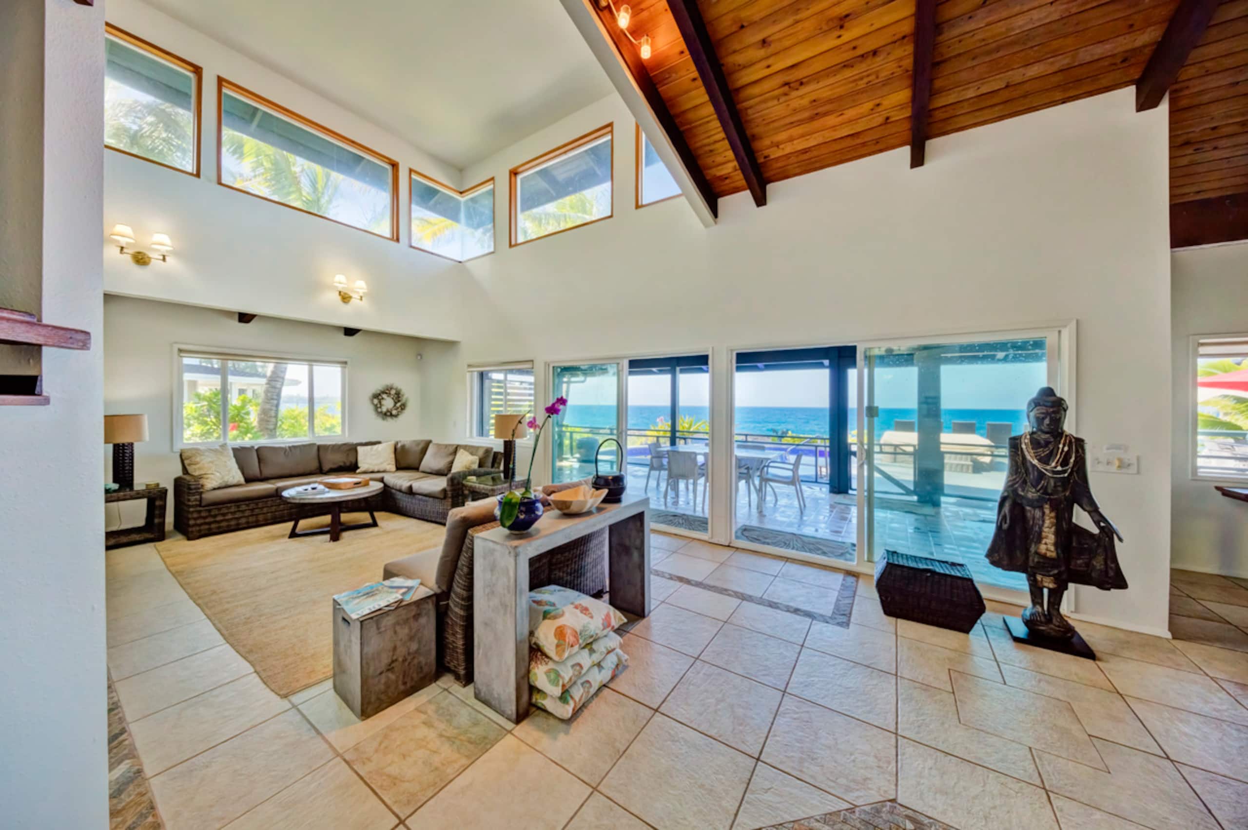 Home in Keaau · ★4.71 · 4 bedrooms · 4 beds · 5 baths - Image 7