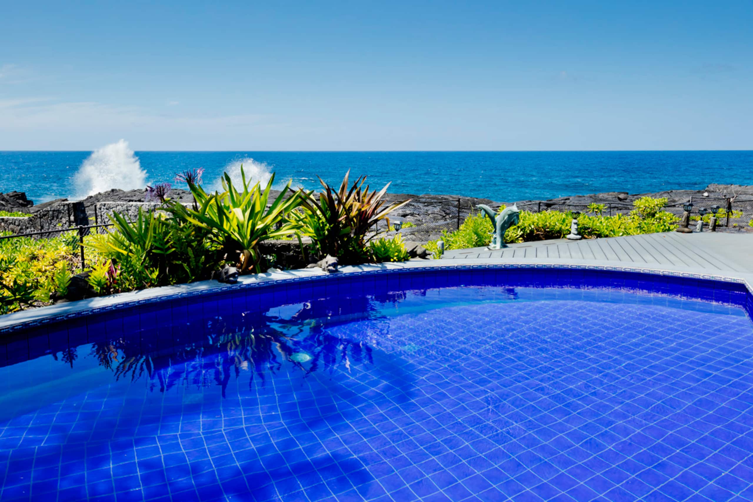 Home in Keaau · ★4.71 · 4 bedrooms · 4 beds · 5 baths - Image 44