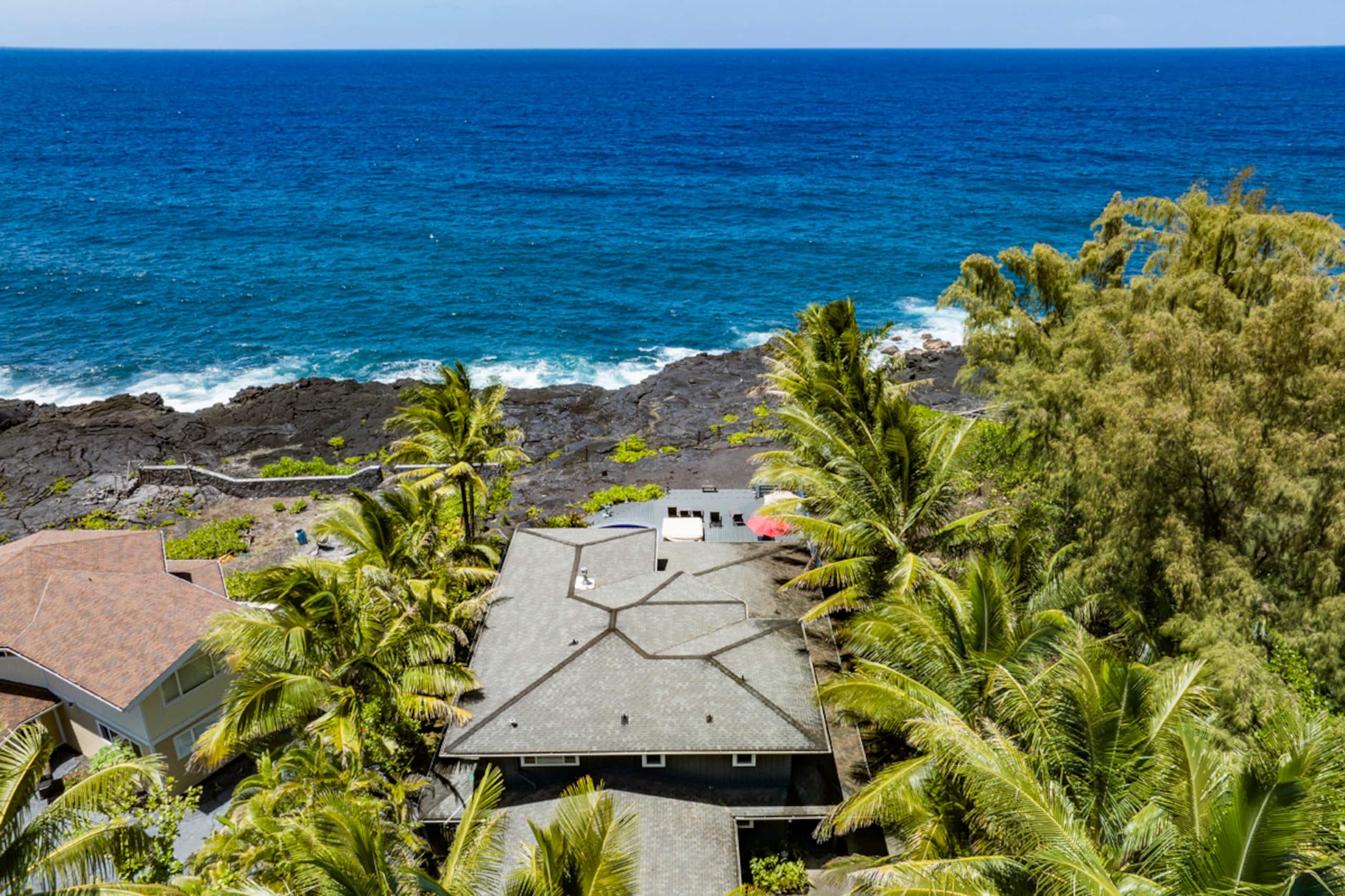 Home in Keaau · ★4.71 · 4 bedrooms · 4 beds · 5 baths - Image 69
