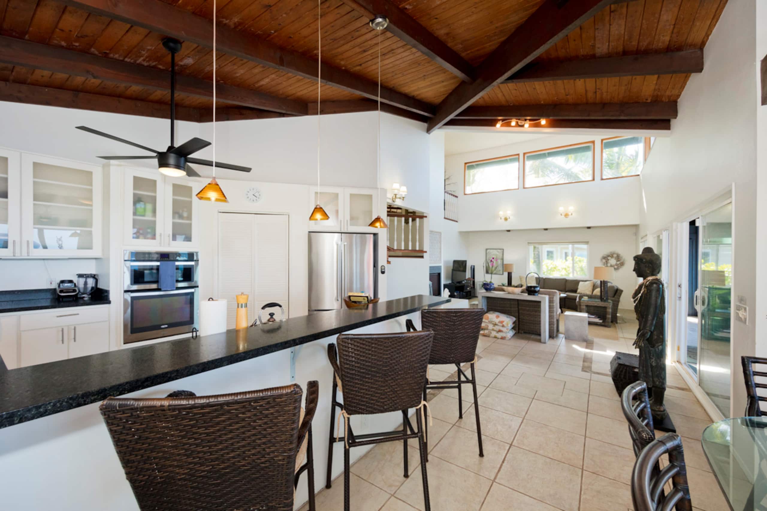 Home in Keaau · ★4.71 · 4 bedrooms · 4 beds · 5 baths - Image 48