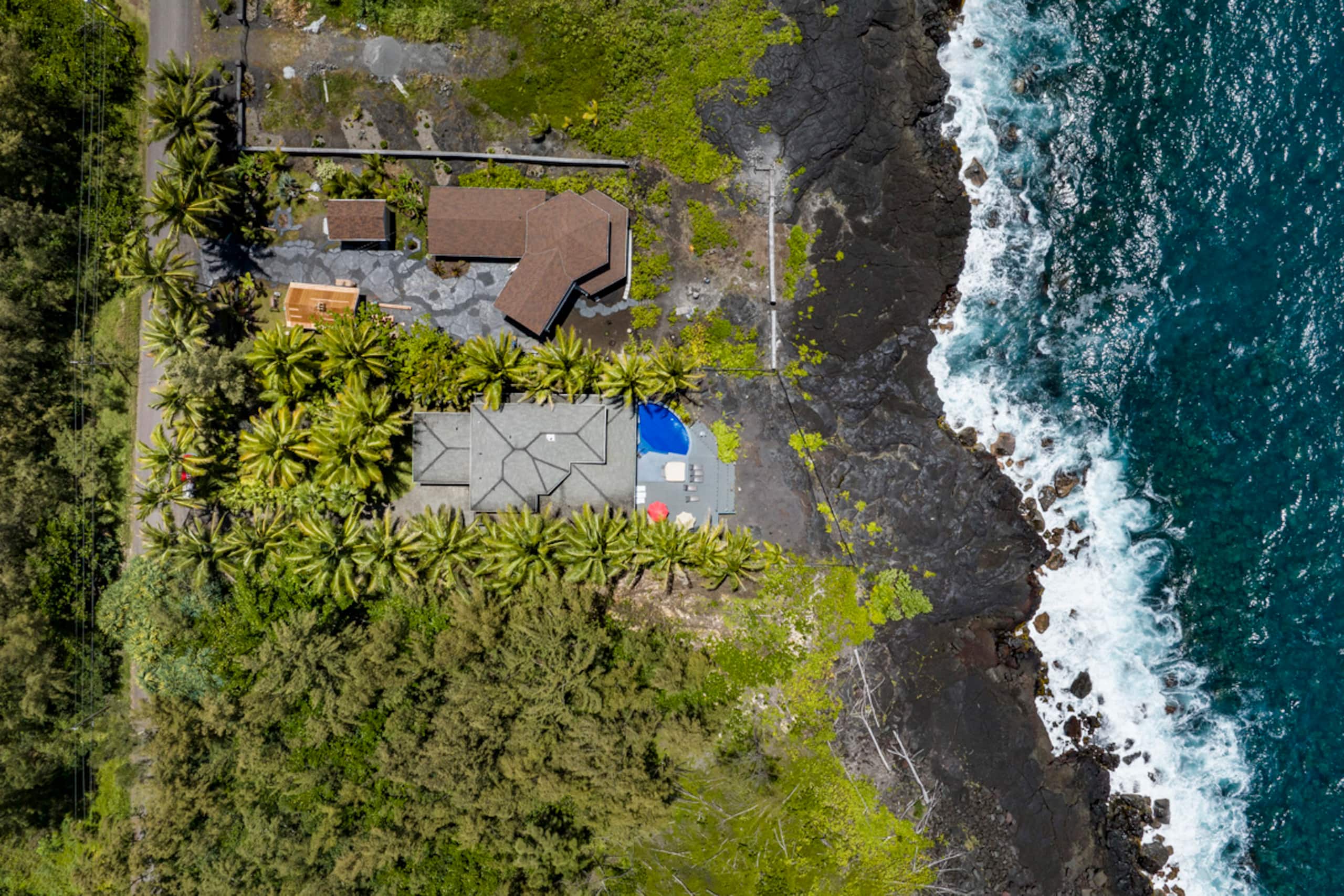 Home in Keaau · ★4.71 · 4 bedrooms · 4 beds · 5 baths - Image 68