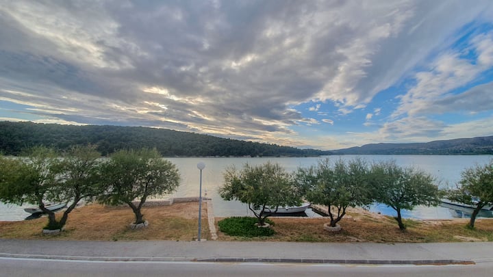 Bumbe3_vila_punta_jadrtovac_3/4 - Brodarica