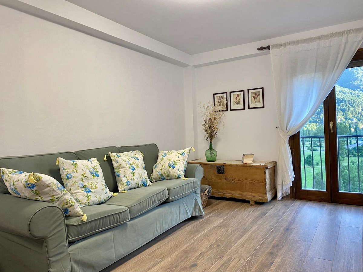 Anuncio de Airbnb popular: Casa Dotó La Fontaneta Accommodation -Valle Chistau- en Aragón