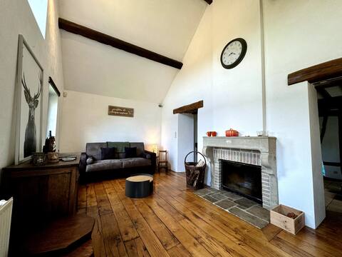 Top performing Airbnb: "Amon our Hosts" in Wallonie