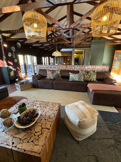 Megumi - Vaal Riverside Retreat