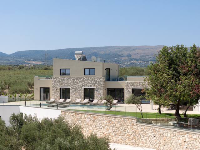 Elia Villa, with Pool, SeaViews & Iconic Design gallery image 4