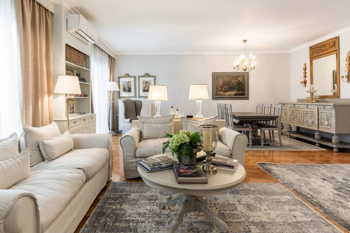 Étoile by halu!: Chic apartment in the center gallery image 2