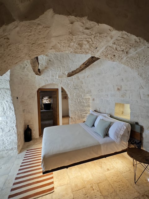Exclusive authentic Trulli with Pool