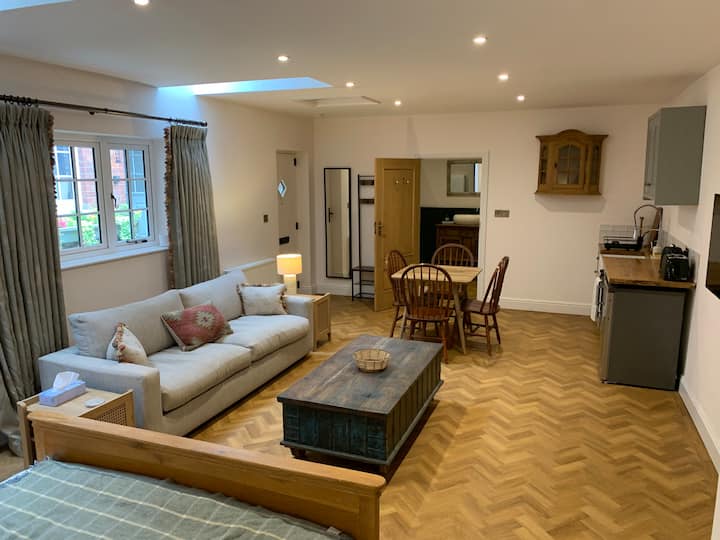 Boutique Hideaway With Roll-top Bath & Courtyard - Sissinghurst