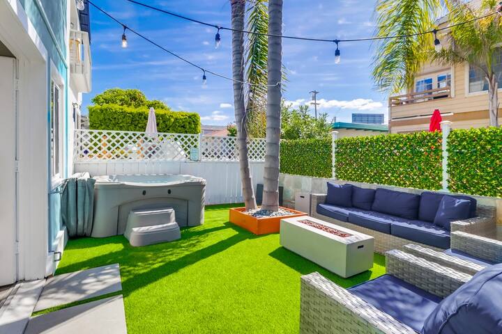 Spacious Beach Duplex in Heart of Mission Beach gallery image 5