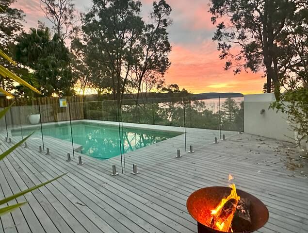 The Pool House gallery image 5