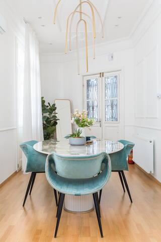 Zoe by halu!: Lovely penthouse gallery image 3