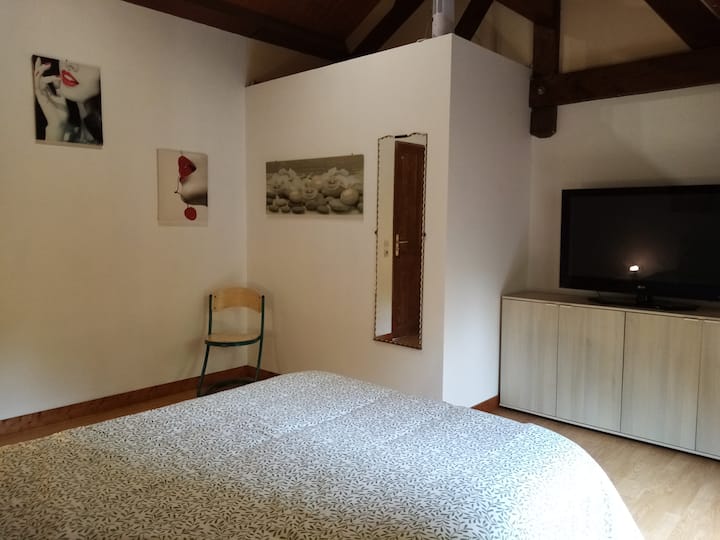 غرفة النوم 2