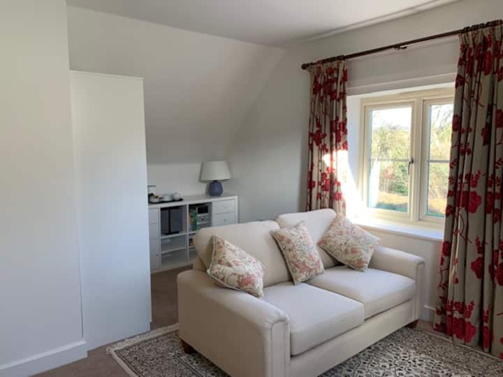 Large Detached Room. - Cotswolds