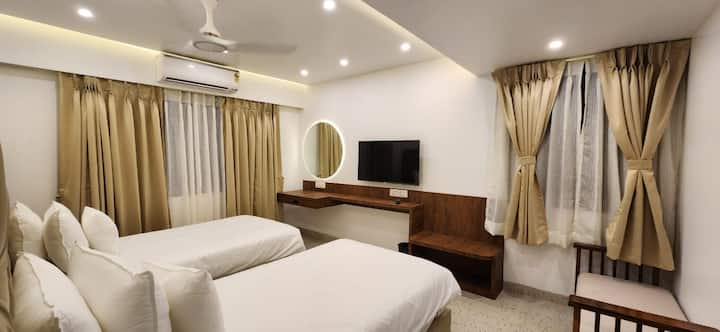 Bedroom 3 image 2