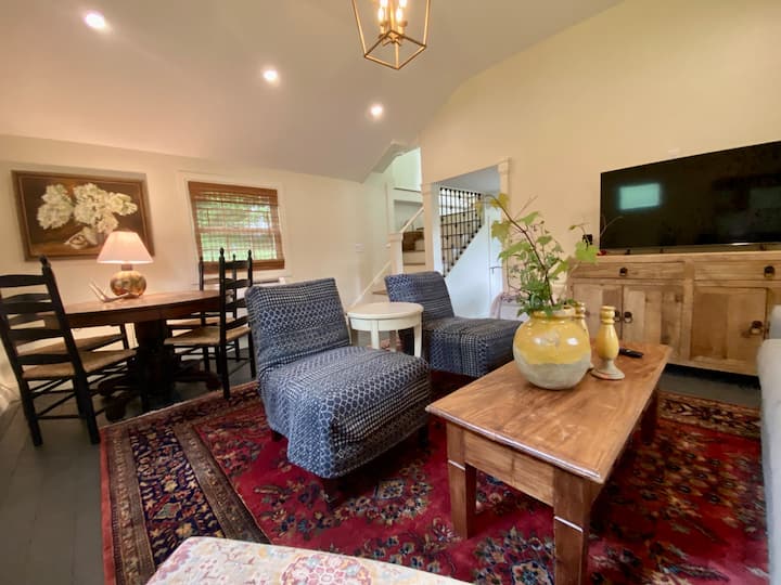 Meadowbrook Cottage - Stockbridge, MA