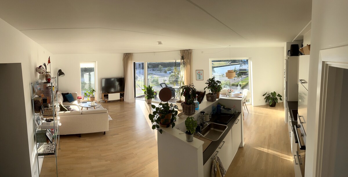 View of Luxury Odense room w/ Harbor View - Bed and breakfasts for Rent in ...