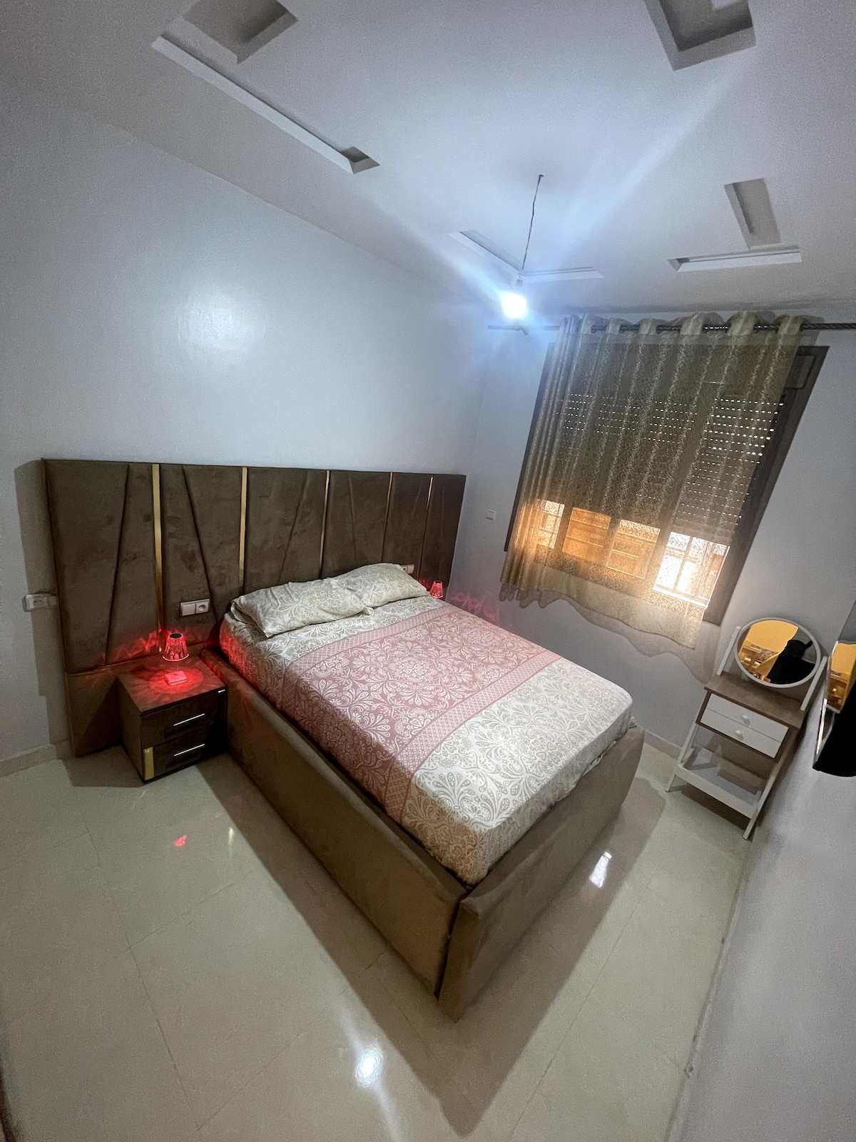 غرفة النوم 1