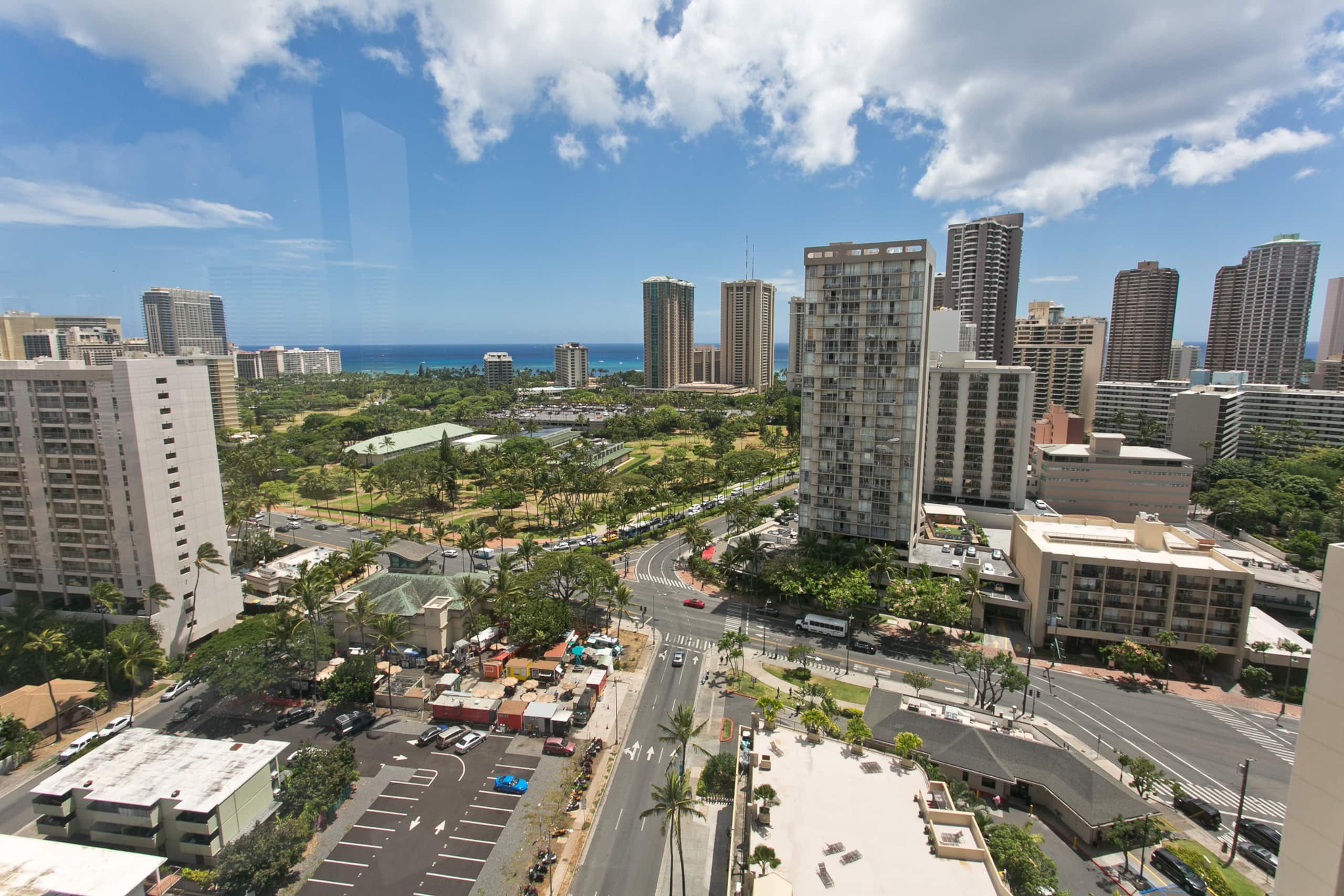Home in Honolulu · ★4.89 · Studio · 1 bed · 1 private bath - Image 24
