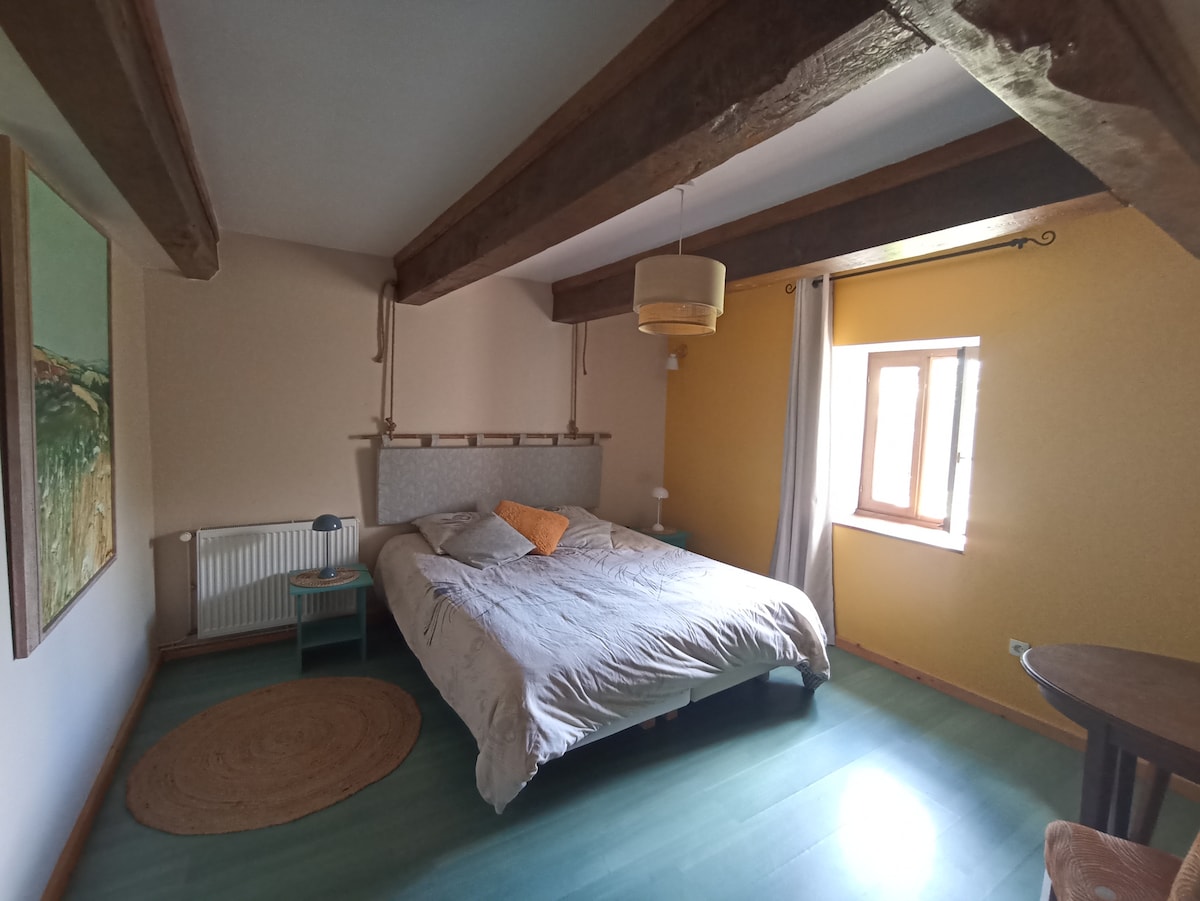 غرفة النوم 2