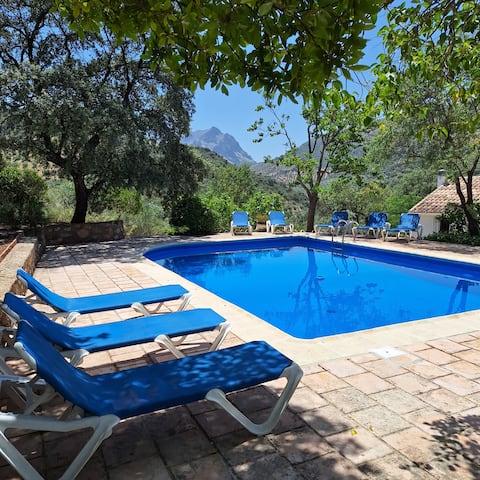 Cerro de la Cruz, peace and relaxation in the center of Anda