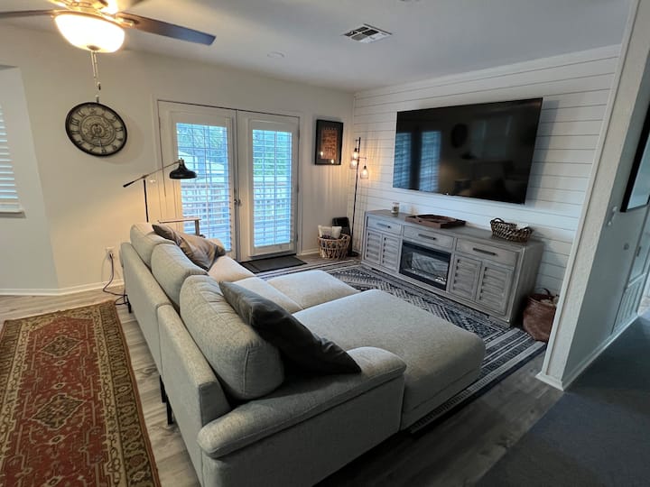 Cozy 2-1 On Key Allegro - Dogsok - Rockport, TX
