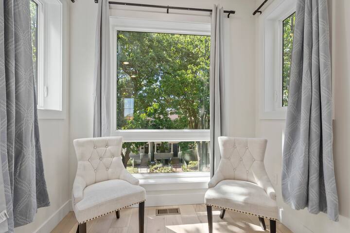Townhouse at Capitol Hill 3 w/Rooftop gallery image 5