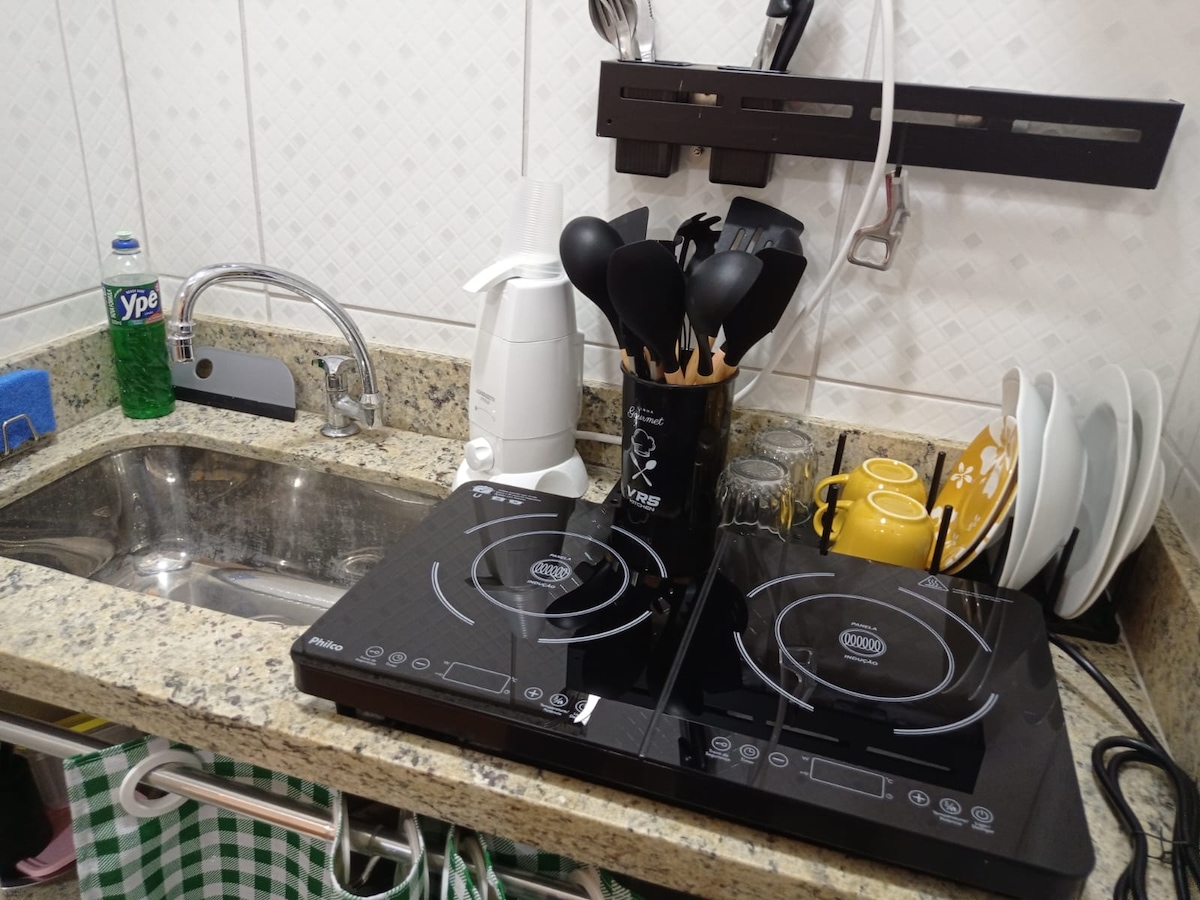 Popular Airbnb listing: Kitnet - Centro de Nova Friburgo in Nova Friburgo