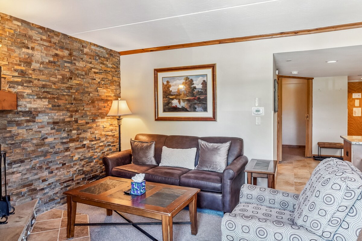 Successful Airbnb property: Breckenridge Peak 9 Ski In/Out - Beaver Run Resort in Breckenridge