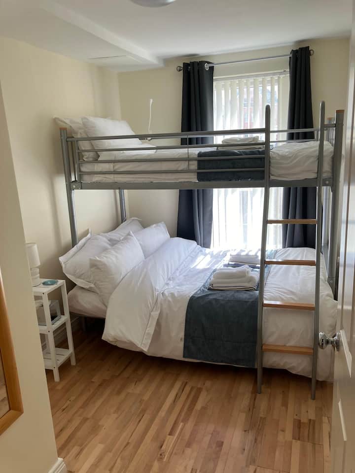 Doppel- und Einzelbett