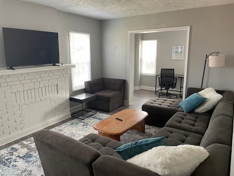 Successful Airbnb property: Modern, simple, spacious 2BR Apt in Livingston Avenue Area