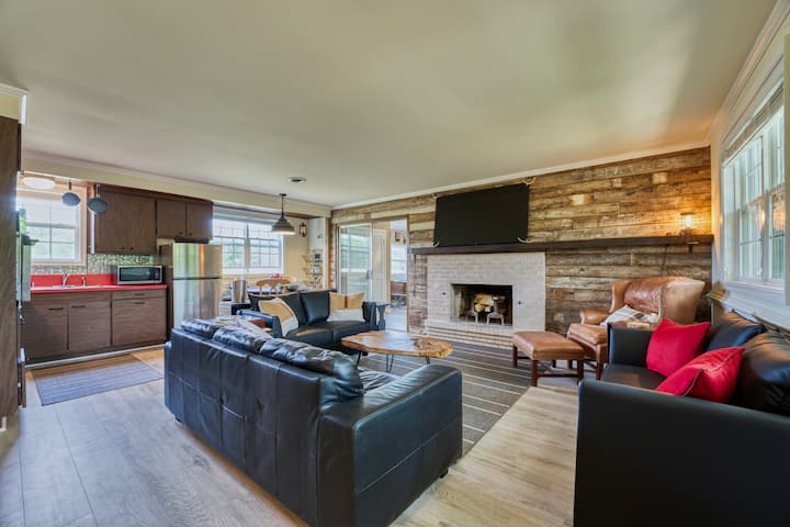 נוף לאזור הראשי - שימו לב שהאח מוכן!