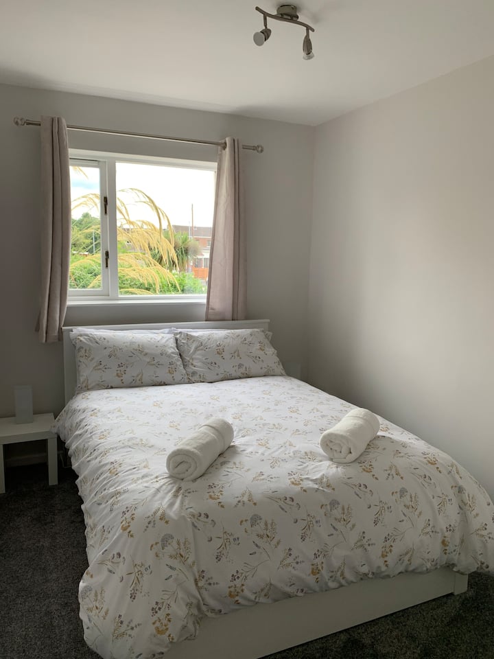 غرفة النوم 2