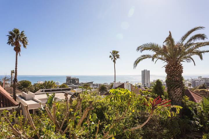Grand Fresnaye Escape | 5BR | Pool & Garden gallery image 2