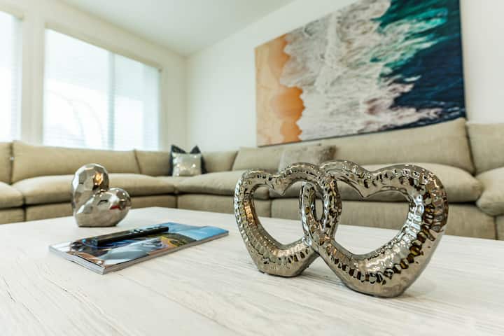 7 Minutes To Coachella All Inclusive Lake Villa-2 - Indio, CA