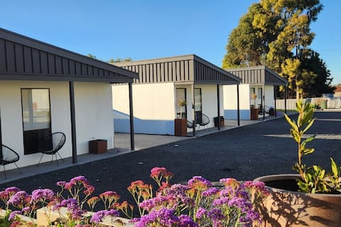 The Avenue Family Apartment