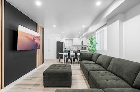 Cozy & Modern 3BR/3BTH near USC, DTLA, Convention