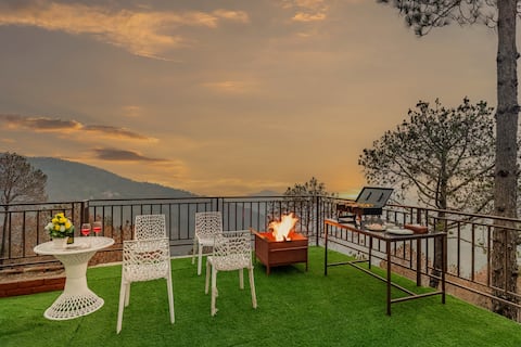 Pet-friendly Villa W/ Outdoor Seating & Hill View