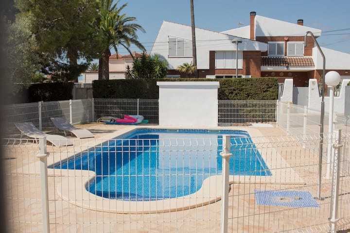 Casa En La Playa Con Piscina - L'Ampolla