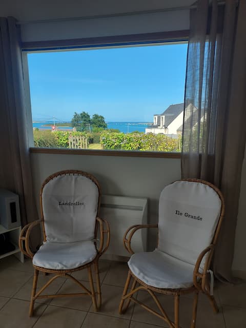 Top performing Airbnb: house with sea view Pleumeur-Bodou in Pleumeur Bodou