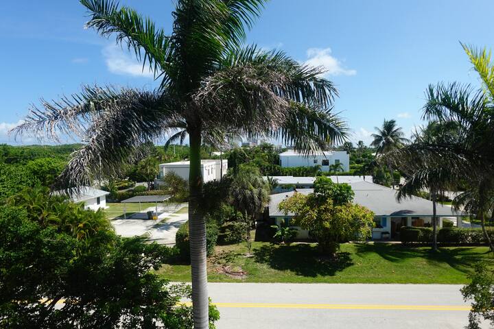 Oasis Vacation Rentals managed Airbnb listing 1