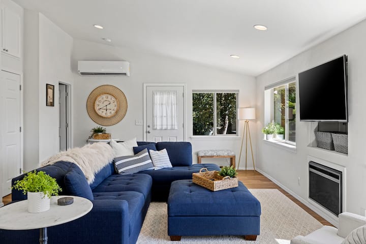 Tukwila Cottage Near Seatac Airport - Des Moines, WA