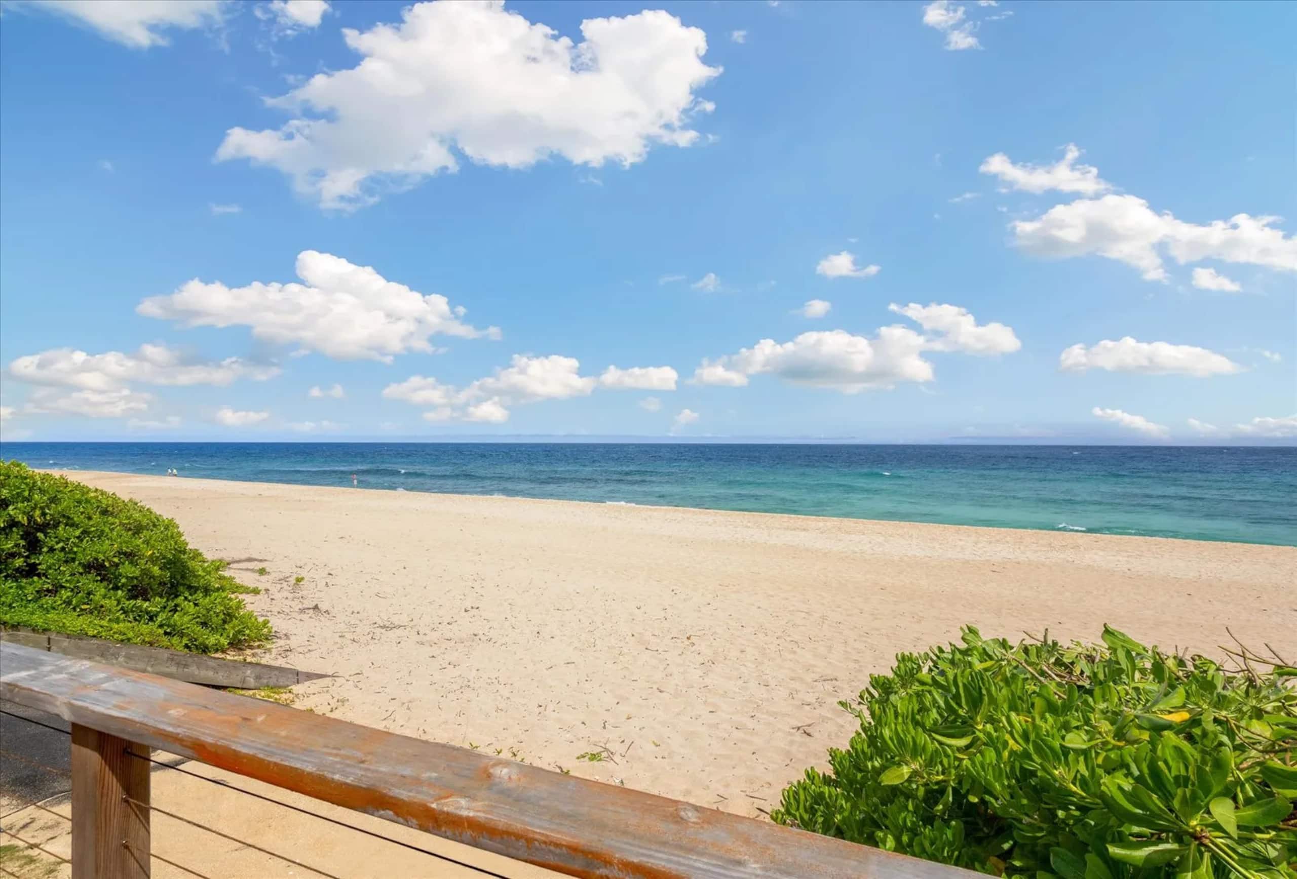 Oceanfront Bliss Pipeline Haven - Photo 30