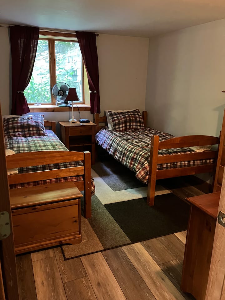 Chumba cha kulala cha kiwango cha chini #1