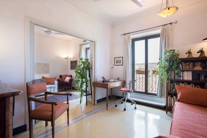 Colosseo The Family Home in Monti