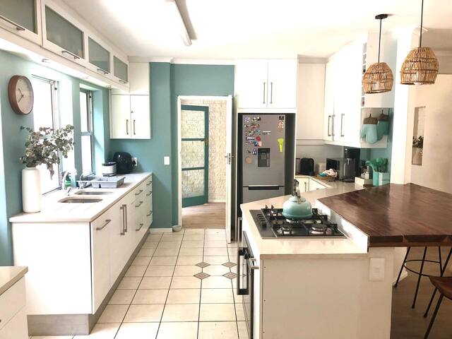 Forest Retreat gallery image 5