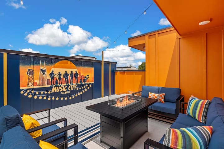 Chic Escape · 2mi to DT · Billiards · B-Nashy